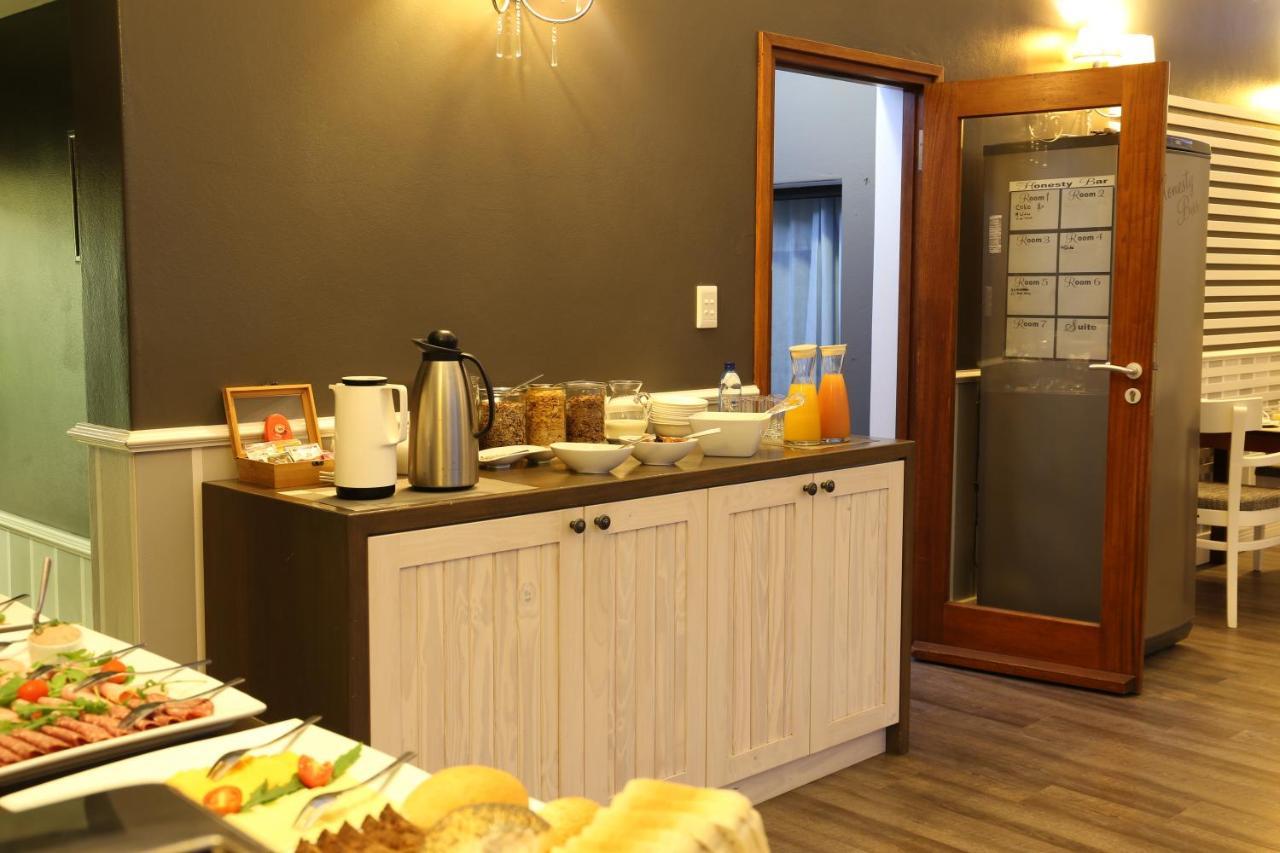 Namib Guesthouse Swakopmund Ngoại thất bức ảnh