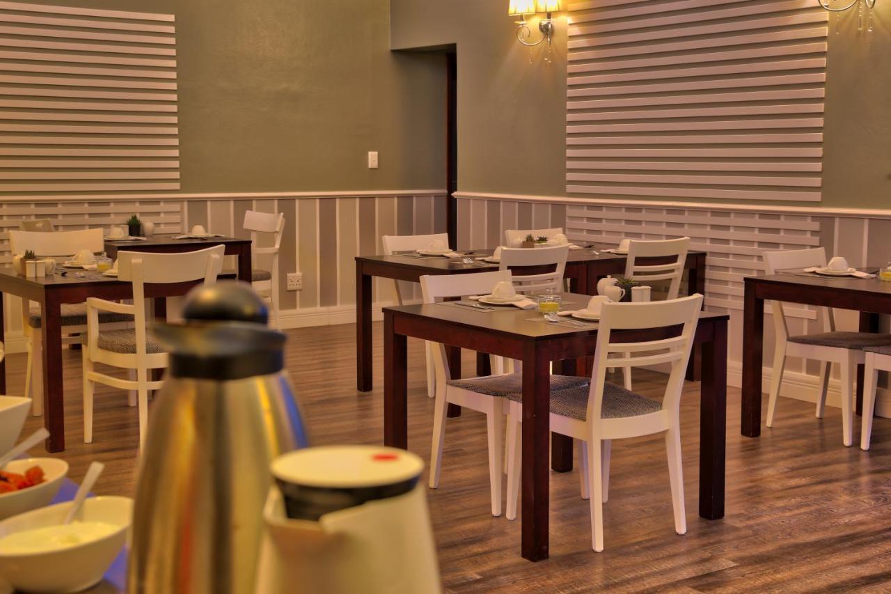 Namib Guesthouse Swakopmund Ngoại thất bức ảnh